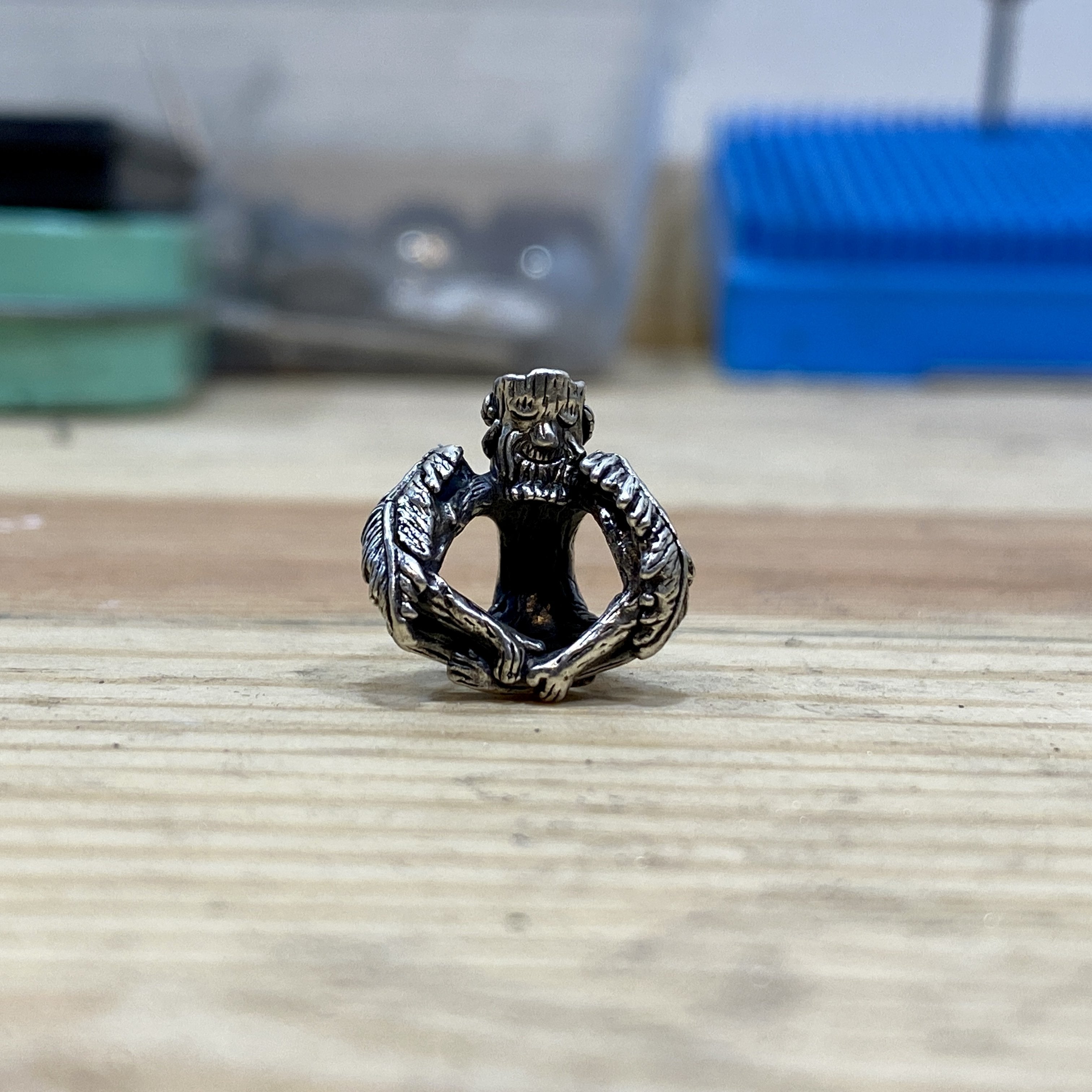 Feathered Friend  2103181506