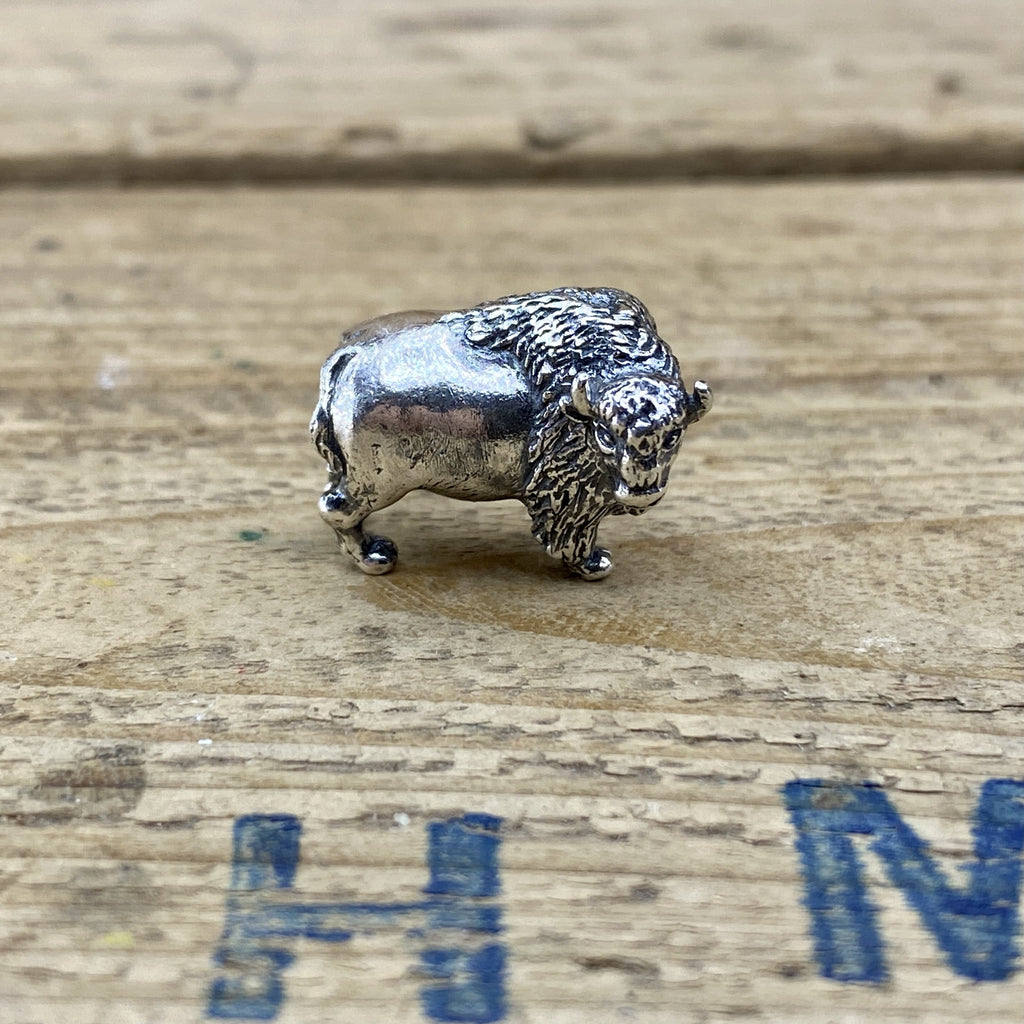 Beautiful Bison 2108051248