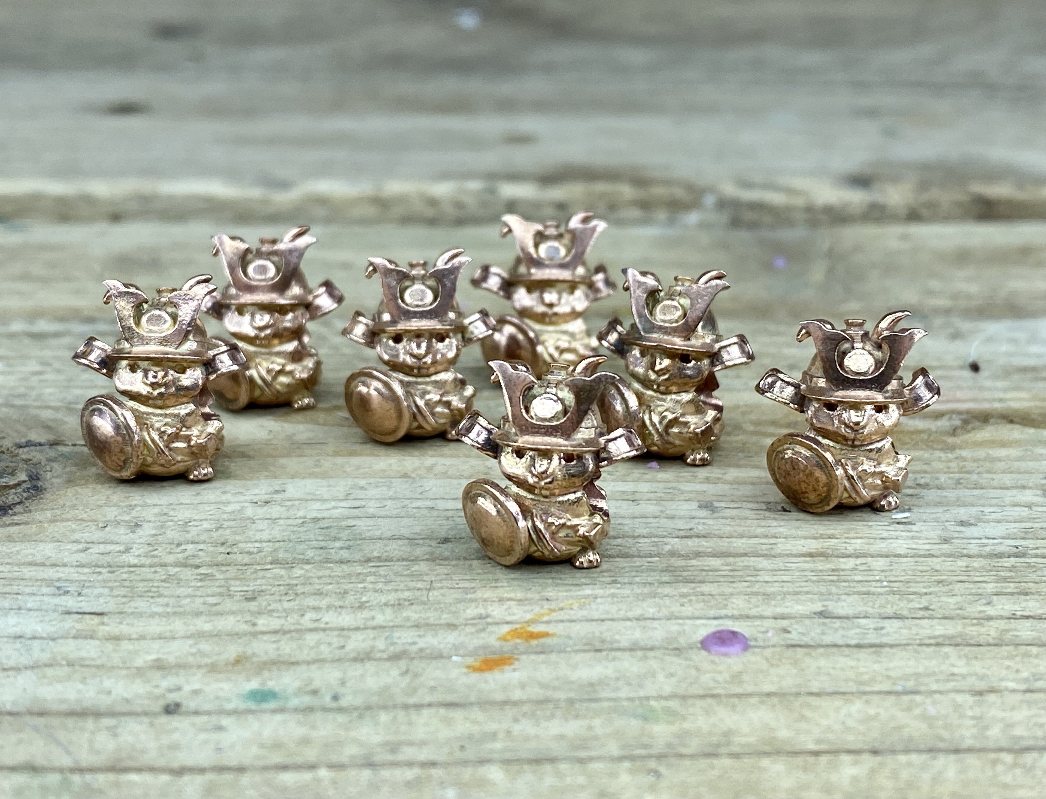 Bronze Samurai Bunny 2109161528