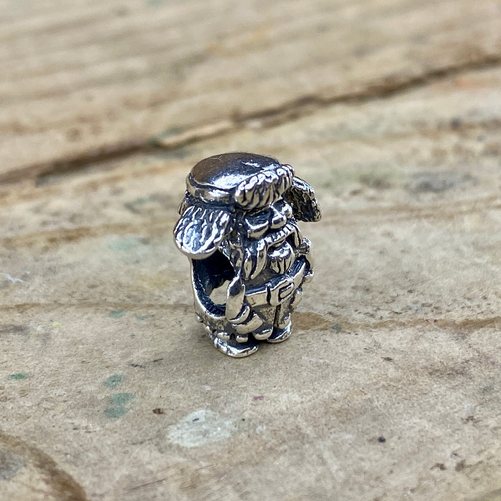 Ushanka Gnome 2112030835