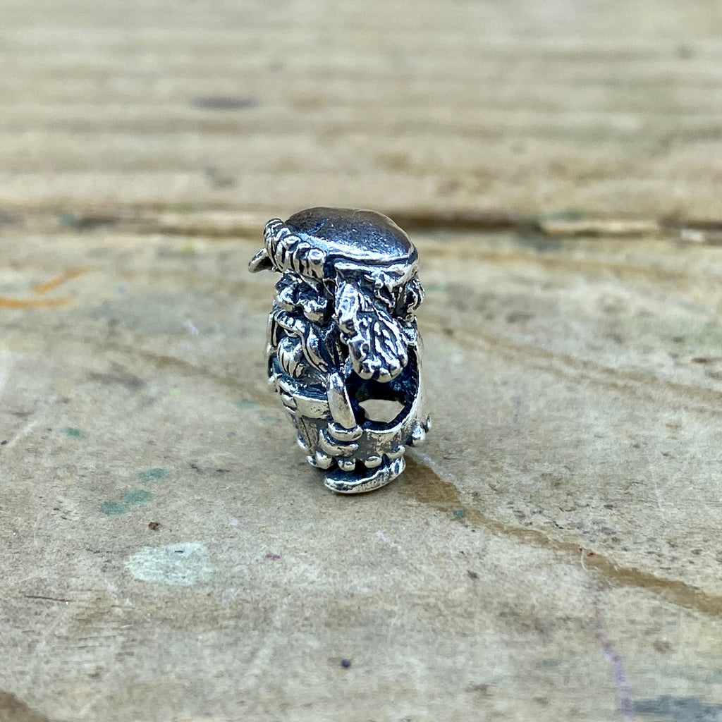 Ushanka Gnome 2112030835