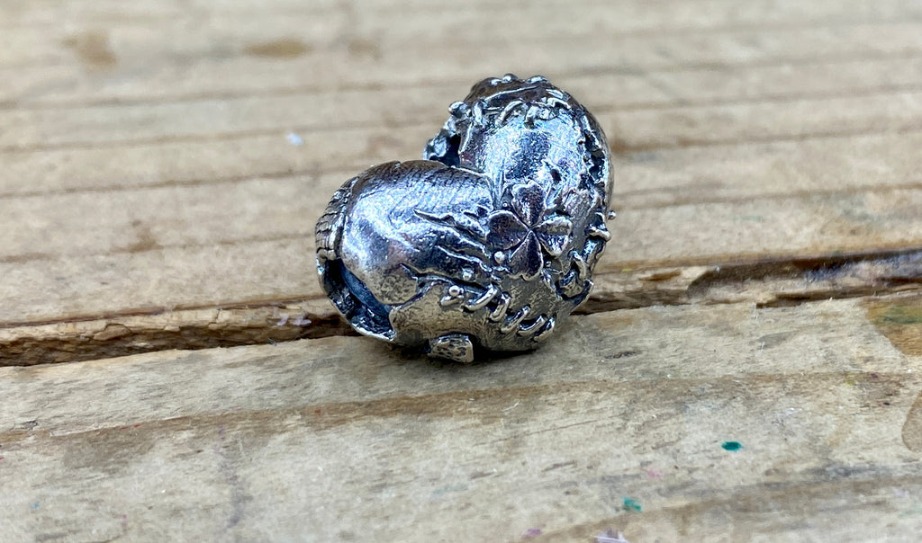 Lucky Heart 2203031536