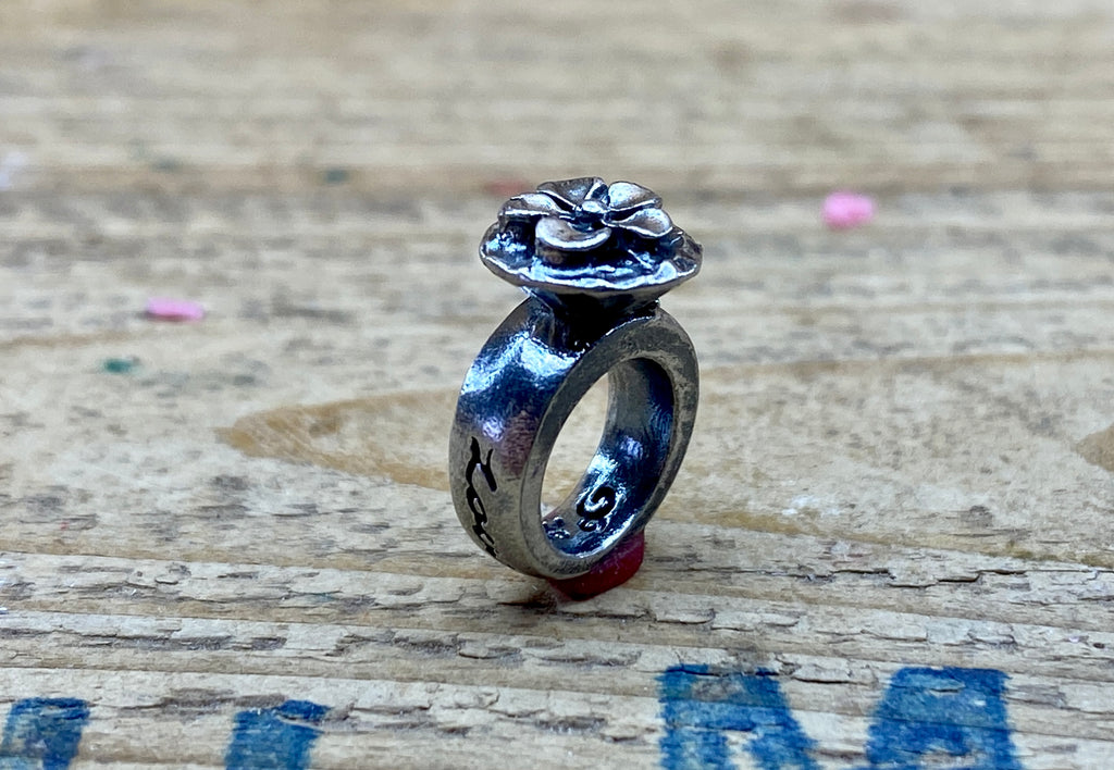 Petal Ring 2203311527