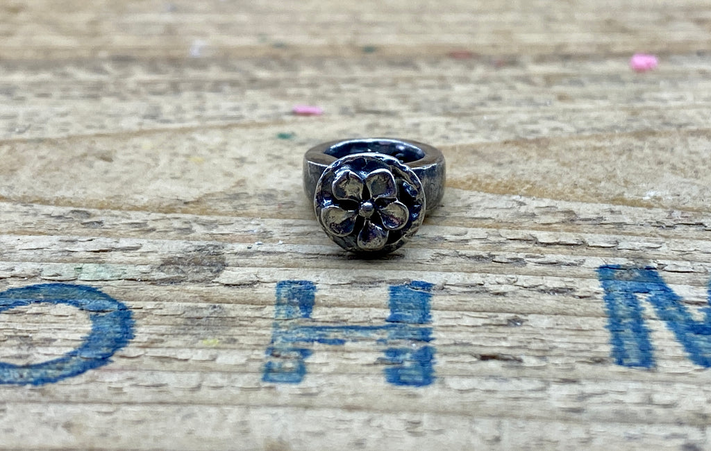 Petal Ring 2203311527