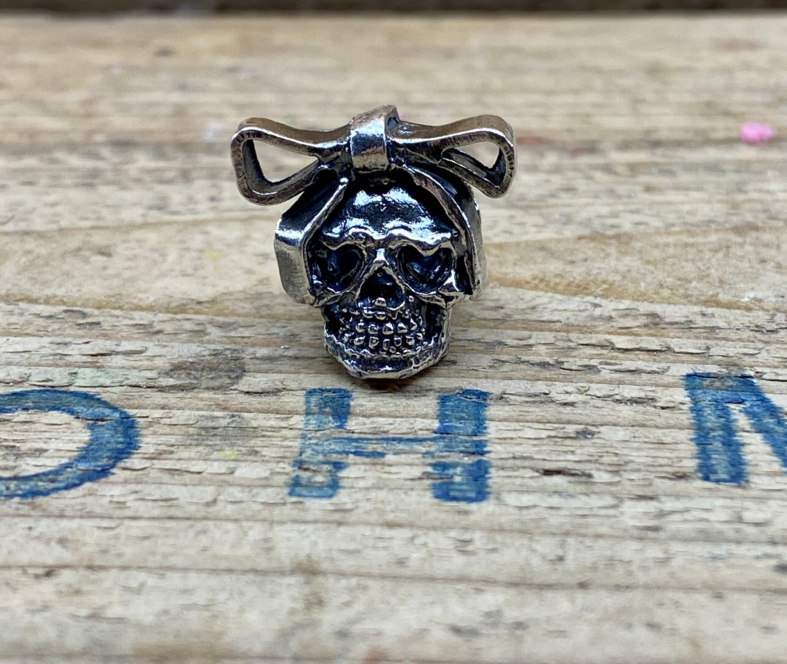 Fancy Skull 2204071649