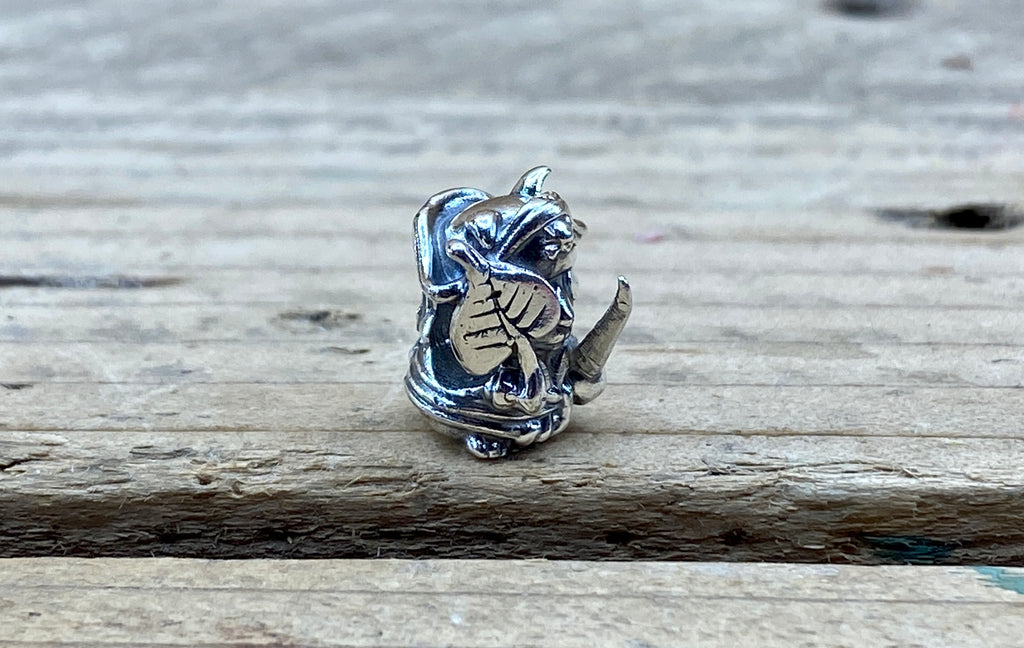 Pirate Gardener 2205191807