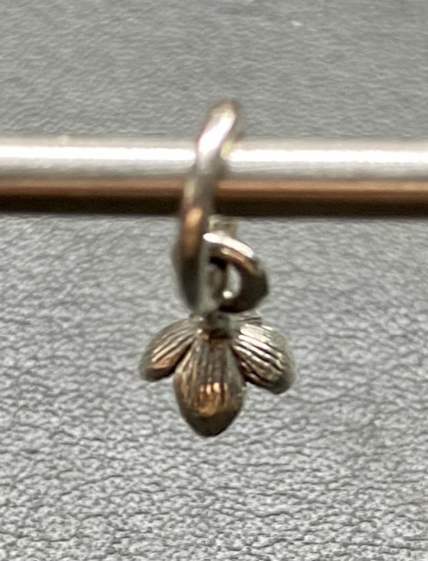 Flower Dangle 2304191552